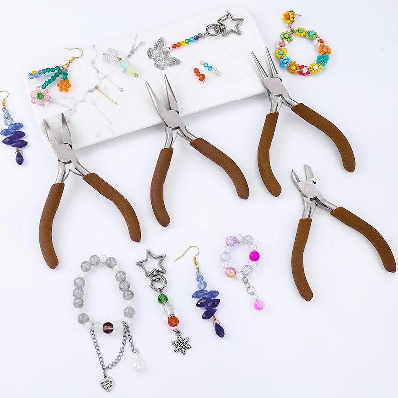 Jewelry Making Using Beads - ニードルノーズプライヤー、ラウンドノーズプライヤー、ワイヤーカッター、ベントノーズプライヤー、4個セット、ジュエリープライヤー、ジュエリービーズ加工、修理、製作用ツールセット